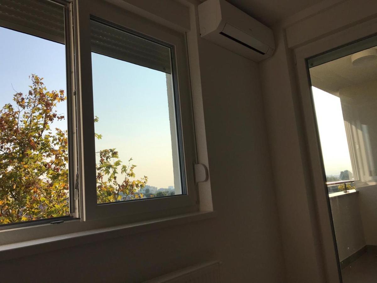 Center Pearl #new#free Reserved Parking In Garage Elevator Direct Access#business And Pleasure#city View&balcony&sunny&cafes&markets&tram#city Center#working Room#2 Toliets#2 Bedrooms Zagreb