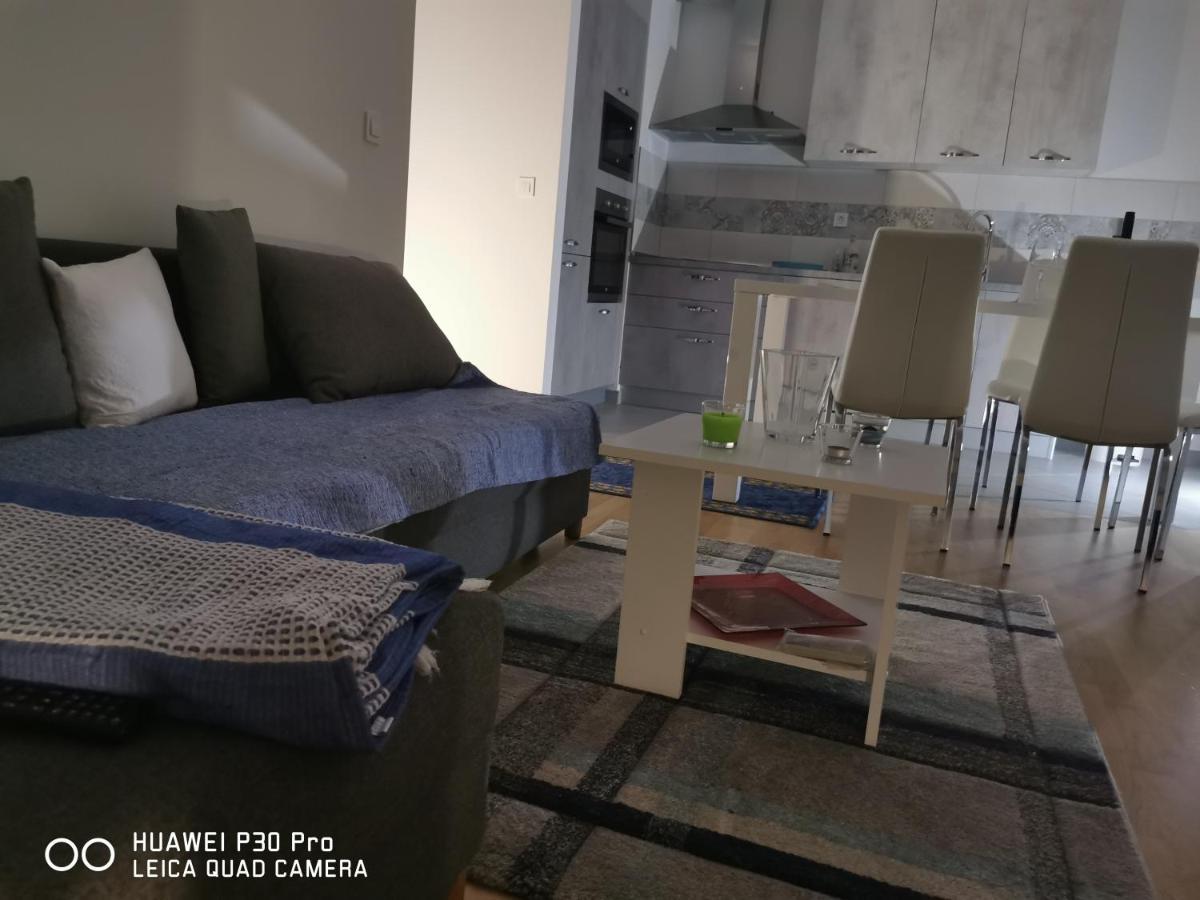 Center Pearl #new#free Reserved Parking In Garage Elevator Direct Access#business And Pleasure#city View&balcony&sunny&cafes&markets&tram#city Center#working Room#2 Toliets#2 Bedrooms